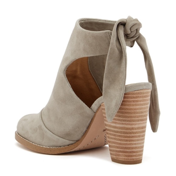 Splendid Danae Stacked Heel Bootie Pearl Gray - Picture 2 of 6